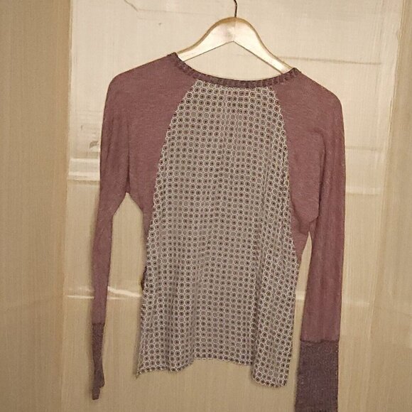 Hem & Thread Womens Maroon Paisley Mixed Material Silky Thermal Top Small - Picture 2 of 7